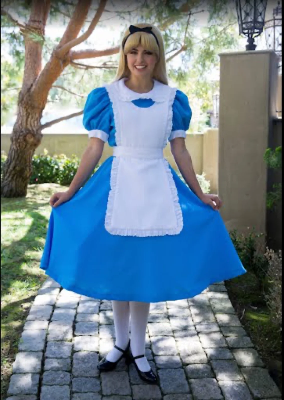 Wonderland Girl party character in Dallas