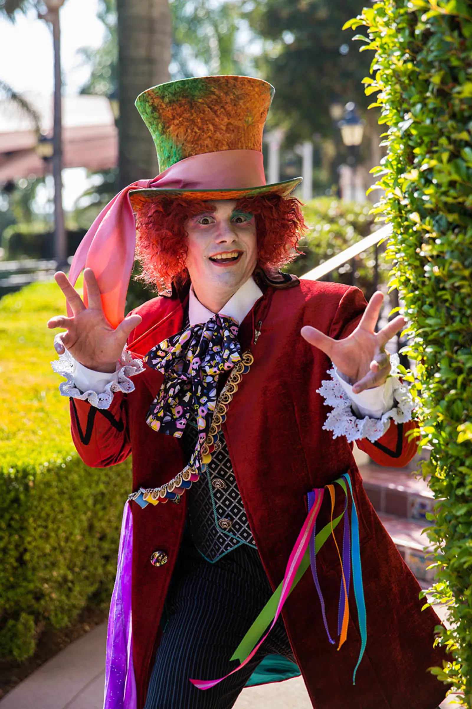 Mad Scientist – Looking Glass party character in Dallas